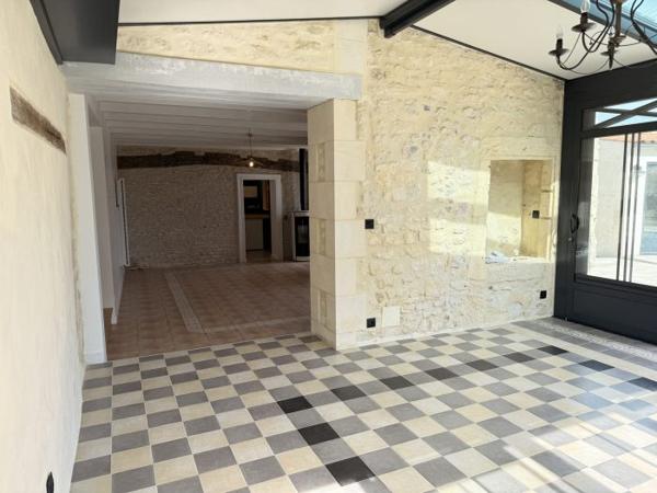 Charmante maison Charentaise avec sa piscine