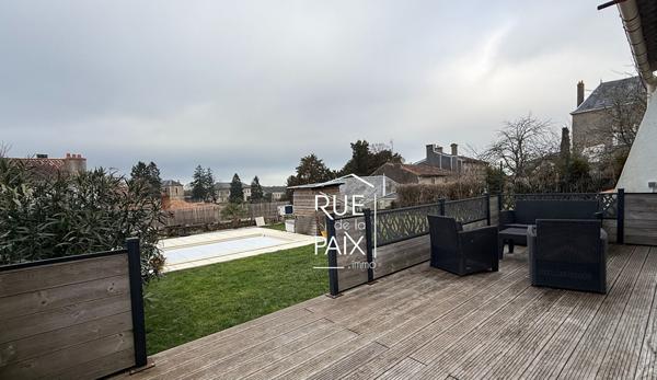 79200 PARTHENAY Maison de caractère - 170 m² - Centre-ville de Parthenay