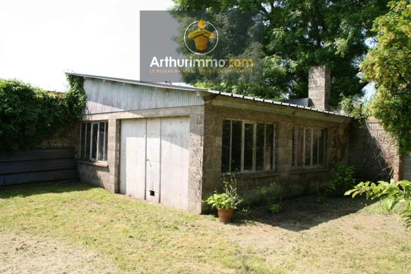 Vente                                                      Terrain
                        
                                         720 m2                     à Josselin