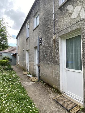 Nantes Zola Petit immeuble de rapport situé au calme comprenant quatre appartements