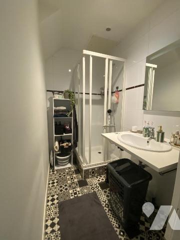 Nantes Zola Petit immeuble de rapport situé au calme comprenant quatre appartements