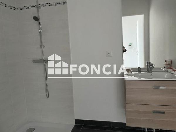 Location Appartement 2 pièces 42.9 m² - 143 RUE DE WAZEMMES Lille 59000