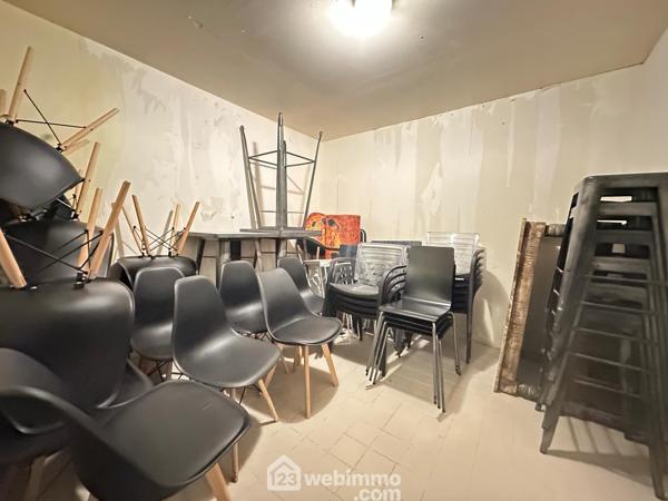 Local 372 m² à Laon 02000