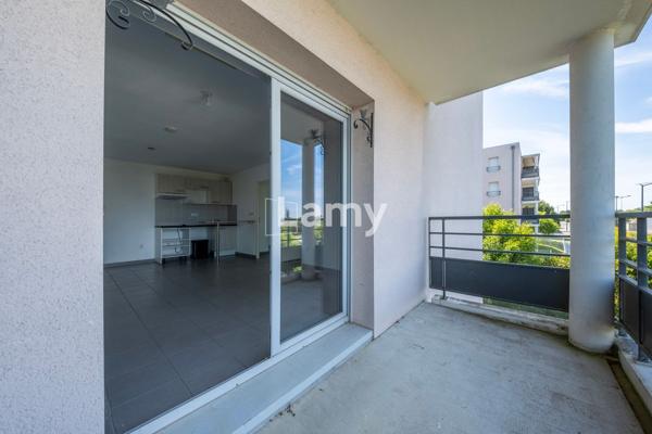 Appartement + parkings+ cave