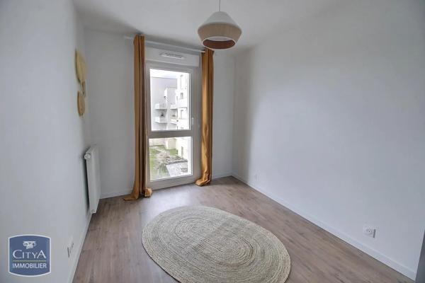 Appartement à louer 4 pièces 91m² Bruges (33520)