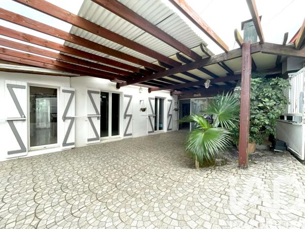 Maison à vendre 5 pièces 122 m² L'Étang-Salé