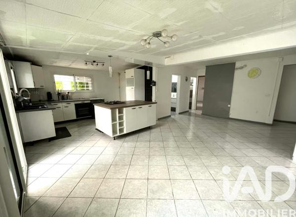 Maison à vendre 5 pièces 122 m² L'Étang-Salé