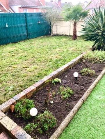 **En exclusivité**Place de Graville – Appartement T4 + Maisonnette T2 + Double garage + Jardin + Cave – Aucune charge de copropriété