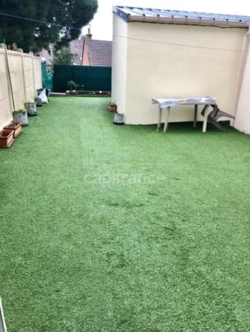 **En exclusivité**Place de Graville – Appartement T4 + Maisonnette T2 + Double garage + Jardin + Cave – Aucune charge de copropriété