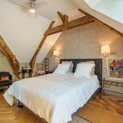 Maison
         25 pièces
        - 578 m² Bien prestige 1 390 000 € *