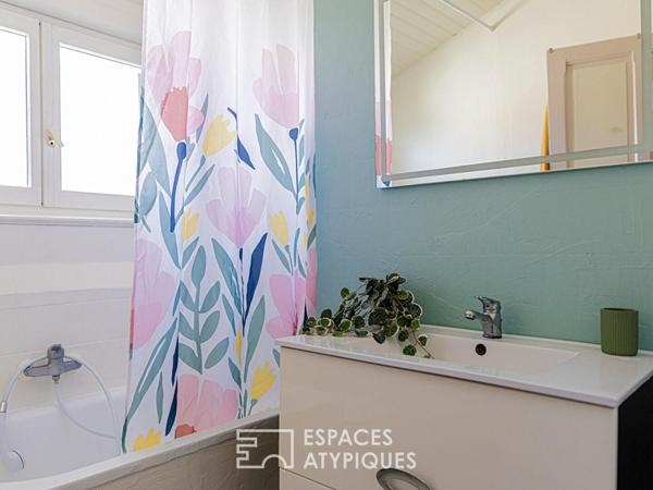 Meulière de charme avec jardin paysager