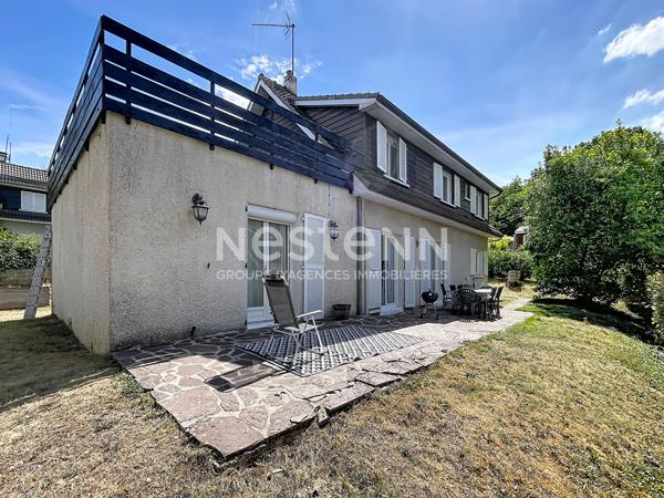 A vendre Maison de 7 pièces de 159 m2 à Plaisir - Quartier de la Bretechelle