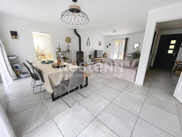 A vendre Maison de 7 pièces de 159 m2 à Plaisir - Quartier de la Bretechelle