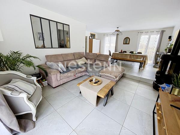 A vendre Maison de 7 pièces de 159 m2 à Plaisir - Quartier de la Bretechelle