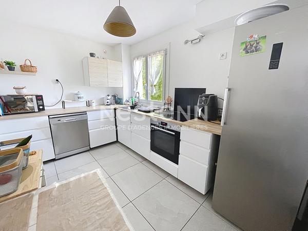 A vendre Maison de 7 pièces de 159 m2 à Plaisir - Quartier de la Bretechelle
