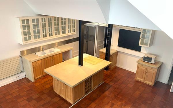 Appartement à louer    4 pièces •  Ivry-sur-Seine