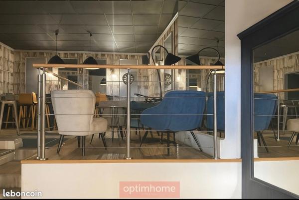 RESTAURANT PIZZERIA BAR 390 M2, terrasse 50 places assises sur rue piétonne