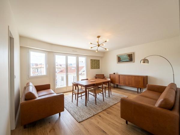 Appartement 2 pièces 52 m² à rafraîchir ! Belle exposition Sud-Ouest