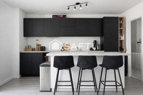 Joli T3 lumineux au dernier étage d’une résidence de standing