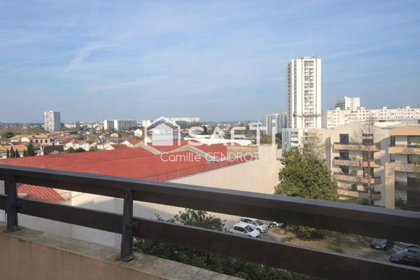 Joli T3 lumineux au dernier étage d’une résidence de standing