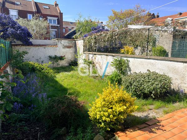 QUARTIER DES FLEURS - MAISON 1930 AVEC JARDIN , Ronchin