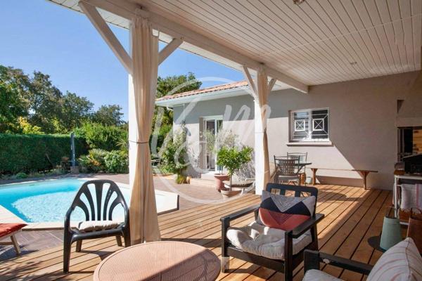 EXCLUSIVITE! VILLA A VENDRE A CASSY- Maison familiale rénovée avec piscine, suite parentale et prestations de qualité à Cassy près de la plage et des commerces LANTON CASSY