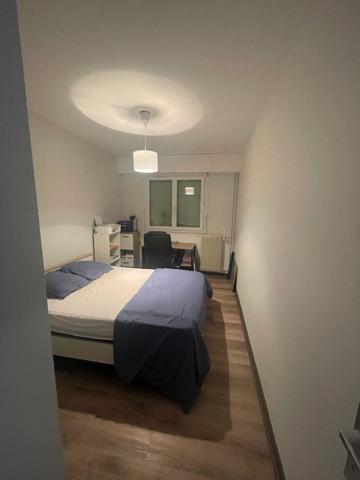 AU PIEDS DU CENTRE VILLE  - TYPE 3 REFAIT A NEUF