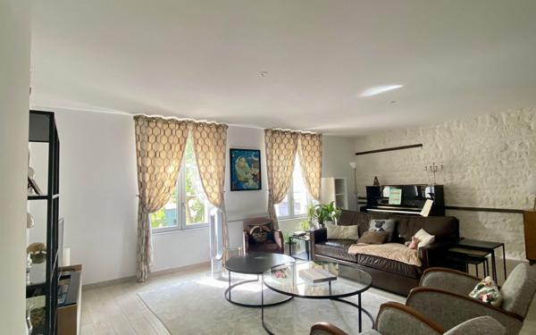 Appartement à louer    3 pièces • 121,09 m2 Niort