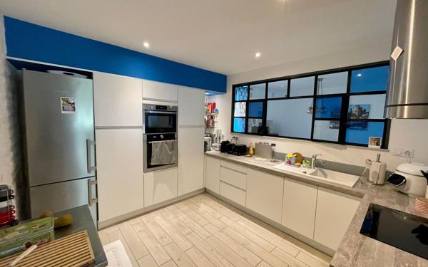 Appartement à louer    3 pièces • 121,09 m2 Niort