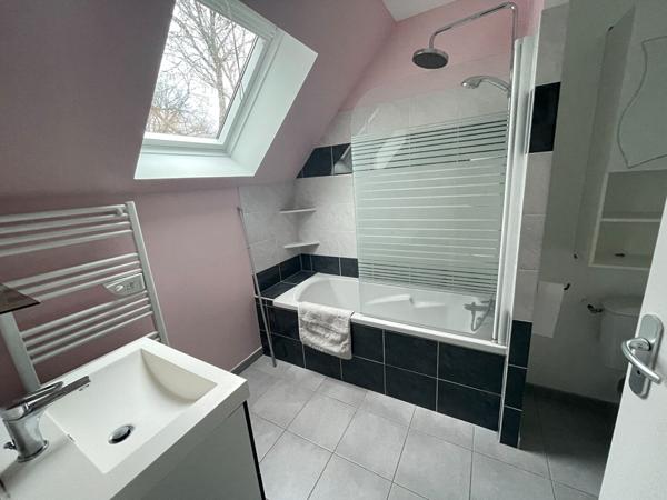 A LOUER - Maison La Chapelle Des Marais 5 pièces 87 m2