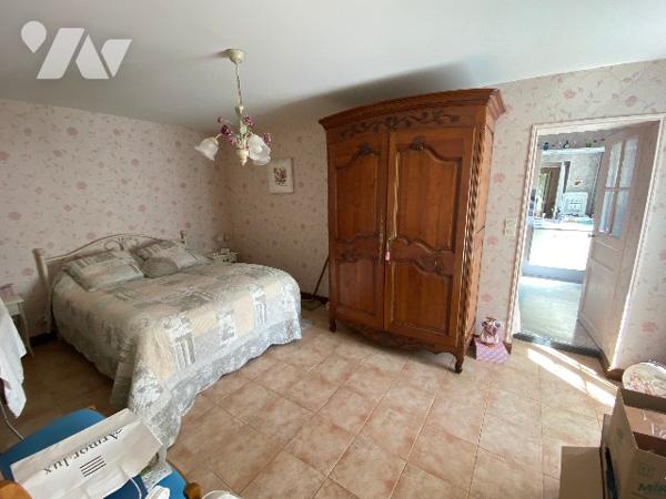 LE MOLAY LITTRY A VENDRE CENTRE BOURG BELLE MAISON 129 M2 AVEC DEPENDANCES