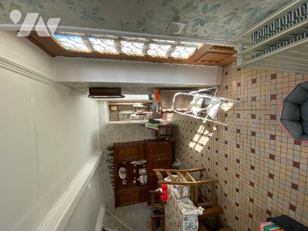 LE MOLAY LITTRY A VENDRE CENTRE BOURG BELLE MAISON 129 M2 AVEC DEPENDANCES