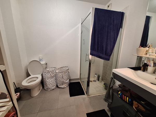 La Duranne - Résidence avec piscine appartement T2 de 36 m2 avec terrasse