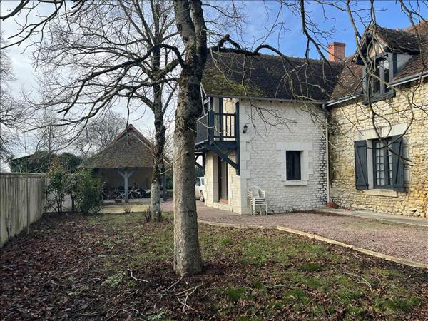 Maison à vendre |  Nouans-les-Fontaines |  7 pièces | 181 m²