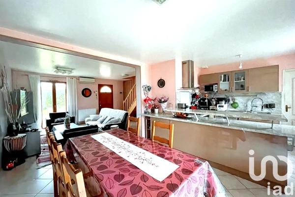 Maison à vendre 5 pièces 111 m² Sainte-Gemme-Moronval