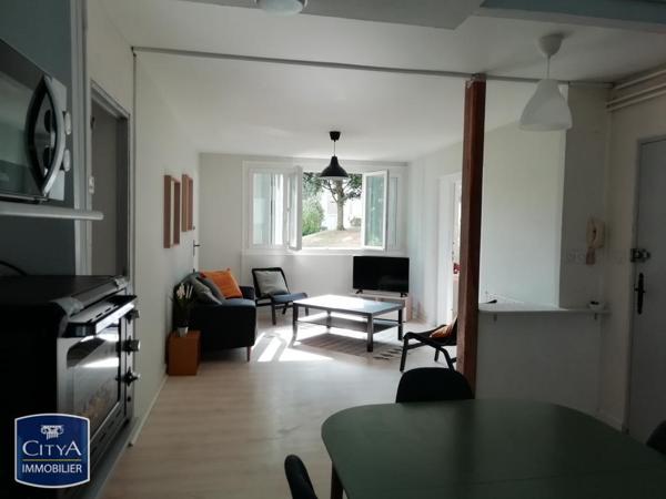 Appartement à louer 5 pièces 81.61m²