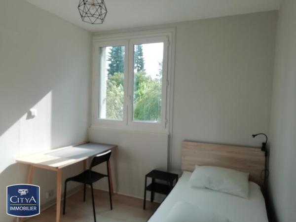 Appartement à louer 5 pièces 81.61m²