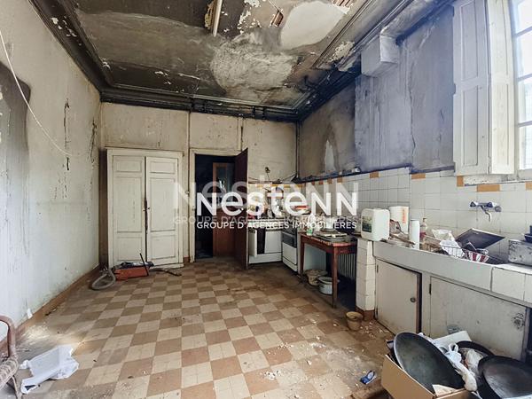 Maison bourgeoise 415 m² avec garage et dépendance centre ville Auch