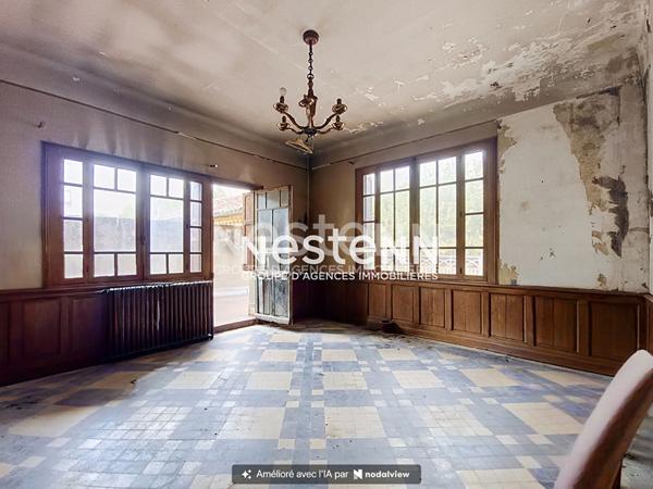 Maison bourgeoise 415 m² avec garage et dépendance centre ville Auch