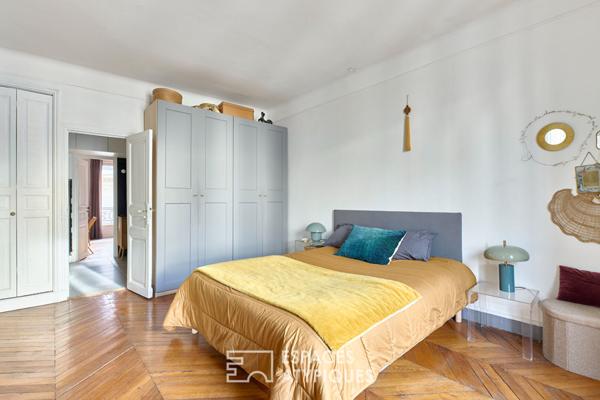 Haussmannien d’artiste avec balcon – Madeleine / Saint-Augustin