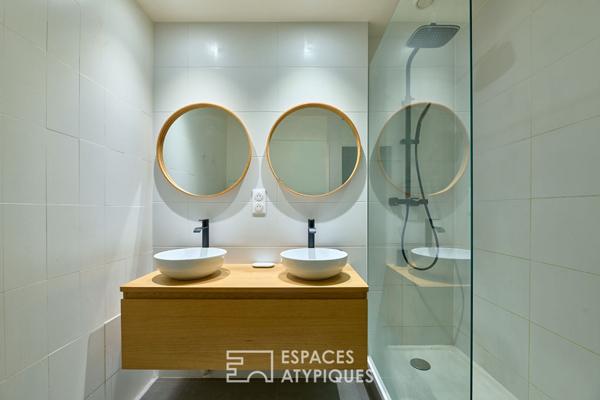 Haussmannien d’artiste avec balcon – Madeleine / Saint-Augustin