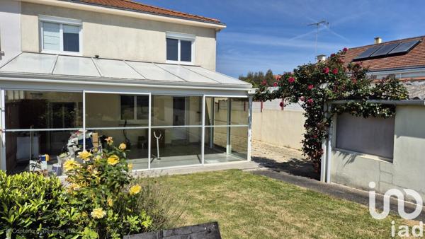 Maison à vendre 5 pièces 101 m² Saint-Pierre-des-Échaubrognes