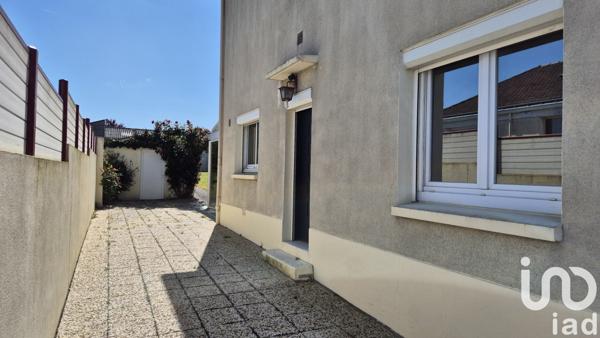 Maison à vendre 5 pièces 101 m² Saint-Pierre-des-Échaubrognes