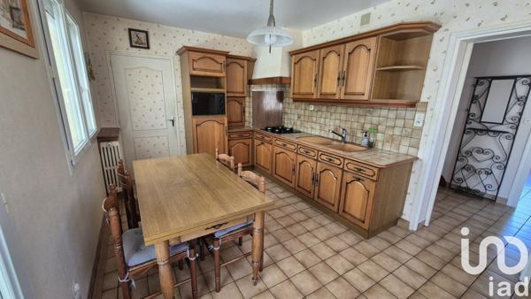 Maison à vendre 5 pièces 101 m² Saint-Pierre-des-Échaubrognes