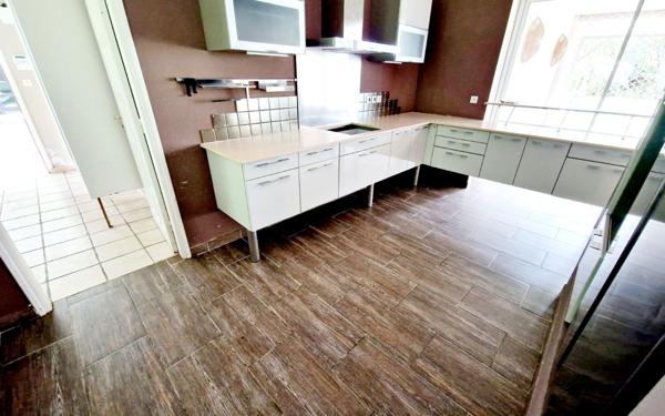 Maison à vendre    5 pièces •  Cayenne