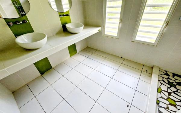 Maison à vendre    5 pièces •  Cayenne