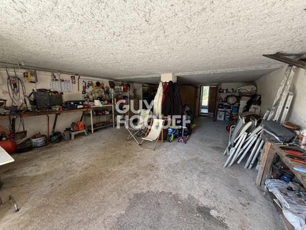 Propriété à vendre de 5 pièces de 205 m²