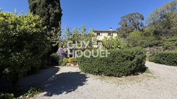 Propriété à vendre de 5 pièces de 205 m²