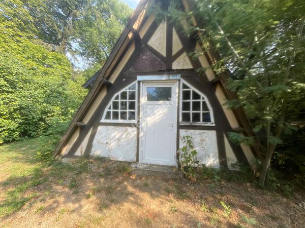 Propriété de 13 pièces à Ploërmel (56800)