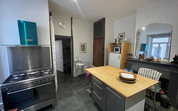 Appartement à vendre    6 pièces • 210 m2 Saint-Sever